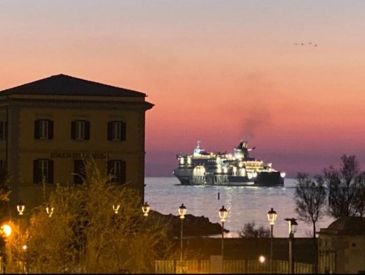 Apartament Sunset 39 Livorno Zewnętrze zdjęcie